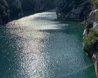 rent mobile home at the foot of the gorges du verdon - Quinson - Piscina