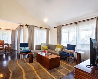Swahili Beach Apartments - Mombasa - Sala de estar