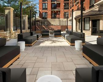 Courtyard by Marriott Savannah Downtown/Historic District - Savannah - Lounge
