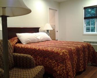 Arrowhead Mountain Inn - Lake Arrowhead - Bedroom