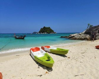 Lipe Sunrise Beach House - 麗貝島 - 海灘