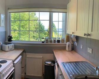 Cedarbank's - The Little Art House - dog friendly - Dunoon - Kuchyň