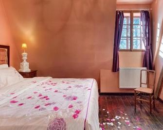 Dvur Pecinov - Benešov - Habitación