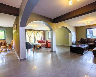 Otulina Park - Krościenko nad Dunajcem - Living room