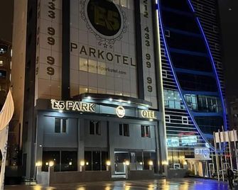 E5 Park Otel - Istanbul - Gebäude