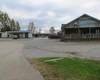 Trapper's Choice Inn & Restaurant - Parry Sound