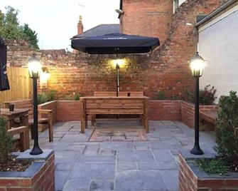 The Crown And Woolpack - Spalding - Patio