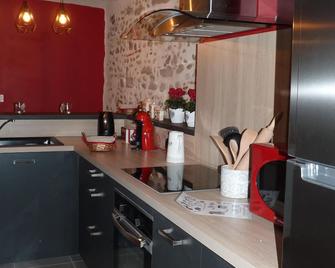 Gîte for 8 people in Mirepoix in the heart of the medieval city - Mirepoix - Кухня