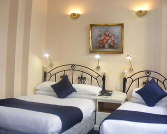 Mermaid Suite Hotel - Londra - Camera da letto