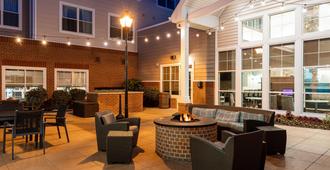 Residence Inn by Marriott Decatur Forsyth - Forsyth - Patio
