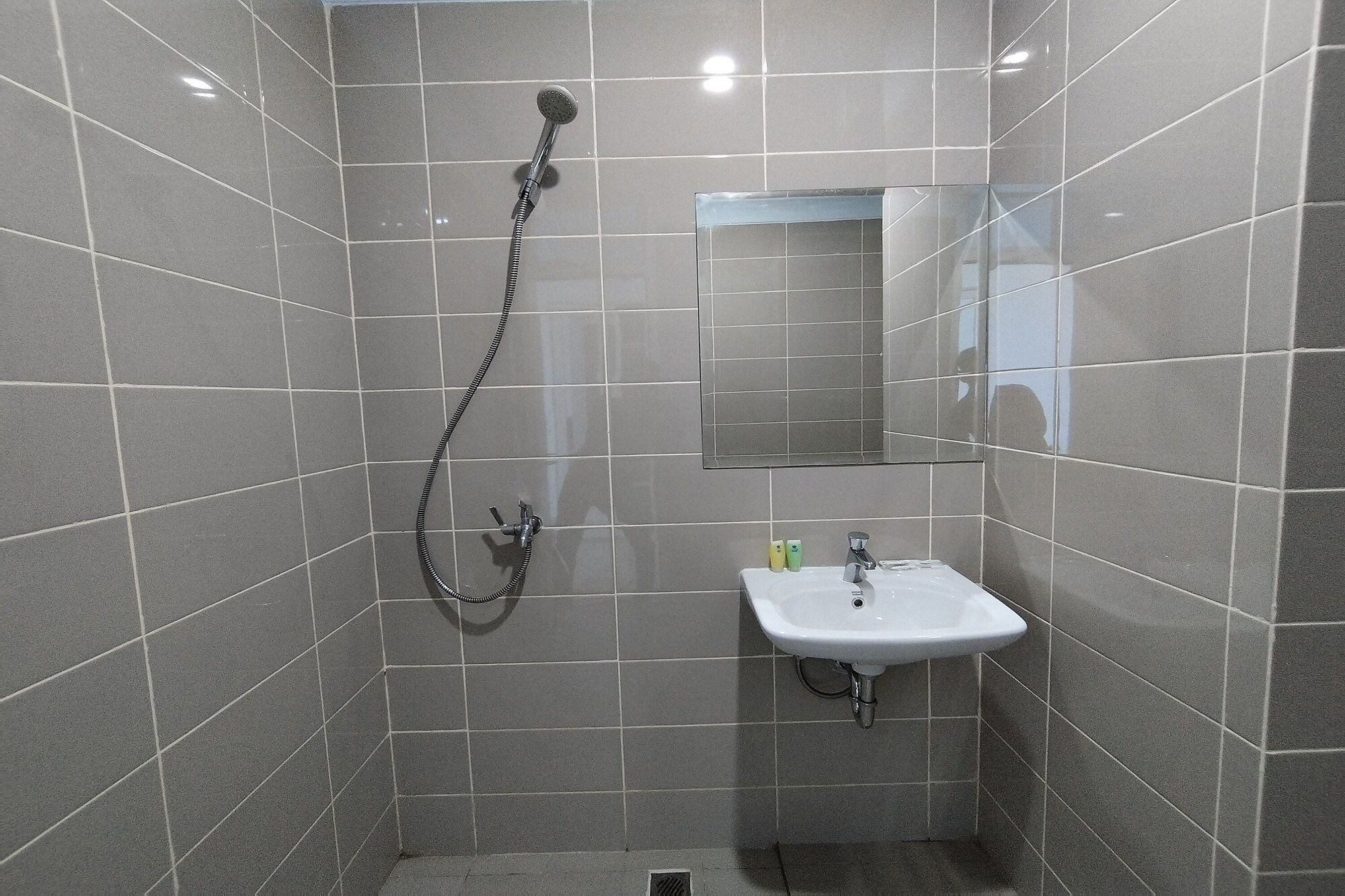 Hotel Sutha Inn Syariah - Jambi