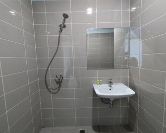 Hotel Sutha Inn Syariah - Jambi