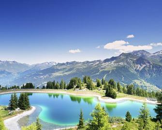 Chalet Bouquetin- Tétras Lyre 2 To 4 People - Champagny-en-Vanoise - Zwembad