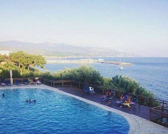 Hotel Hydra Club - Casal Velino - Vista del exterior