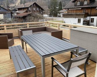 Spring Inn Apartments - Meiringen - Balcony