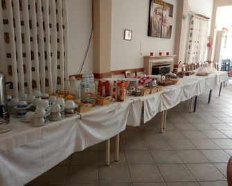 Vias - Neapoli Vion - Buffet