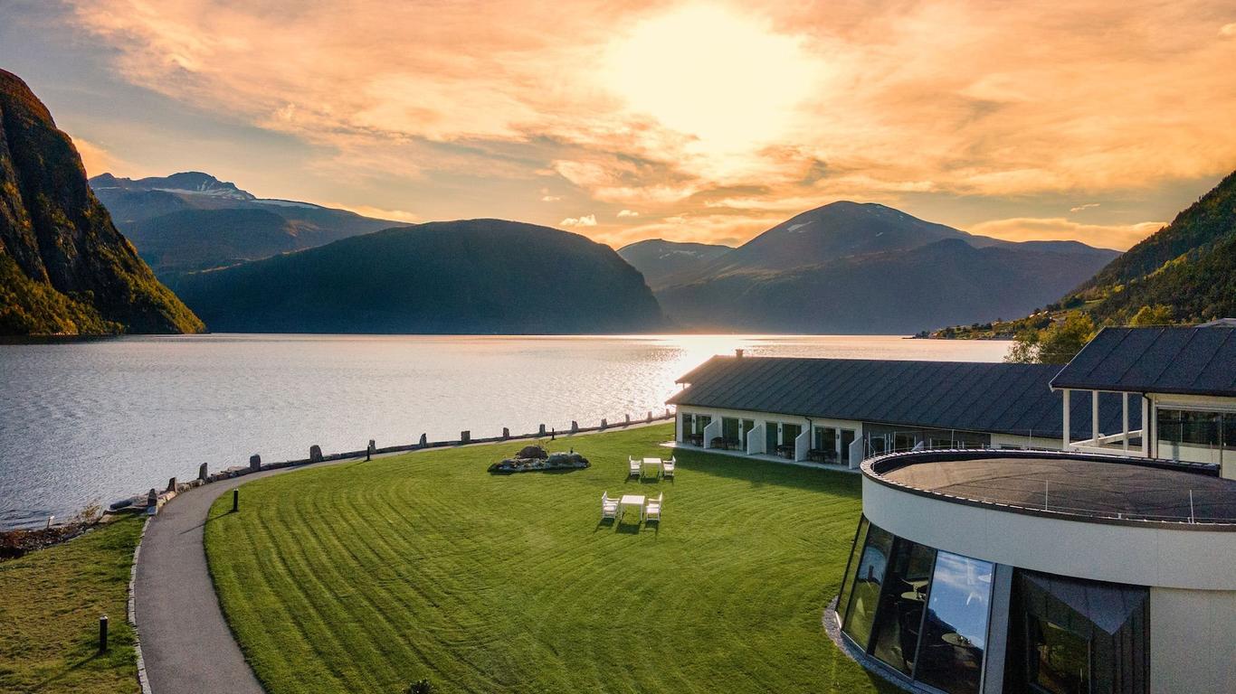 Valldal Fjordhotell - By Classic Norway Hotels