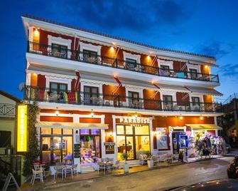 Paradise Hotel - Parga - Gebäude