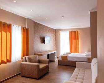 Lider Hotel - Ksamil - Bedroom