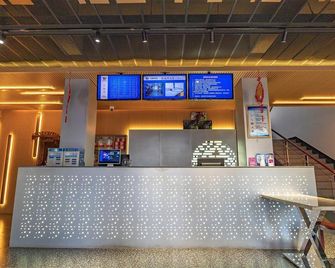 Hong Peng Hotel - Anyang - Rezeption