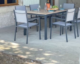 Farmhouse Near The Bastide Village Of Monflanquin, Lot-et-Garonne, Aquitaine - Monflanquin - Restaurant
