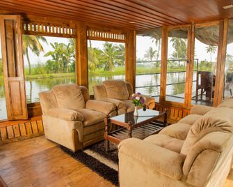 Angel Queen Houseboats - Alappuzha - Bedroom