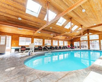 Estes Mountain Inn - Estes Park - Pool