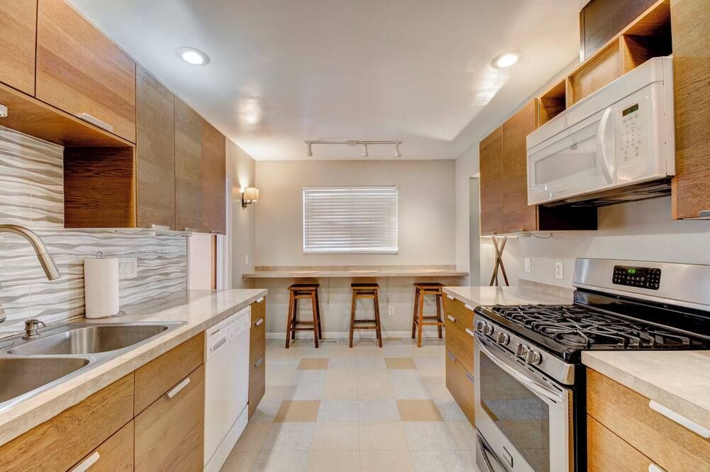 Cozy 2bd 1ba near Nob Hill Garage & AC - אלבקורקי - מטבח