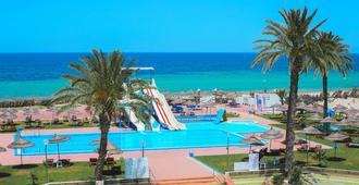 內普圖尼亞海灘酒店 - 莫納斯提爾 - 莫納斯提爾 - 游泳池