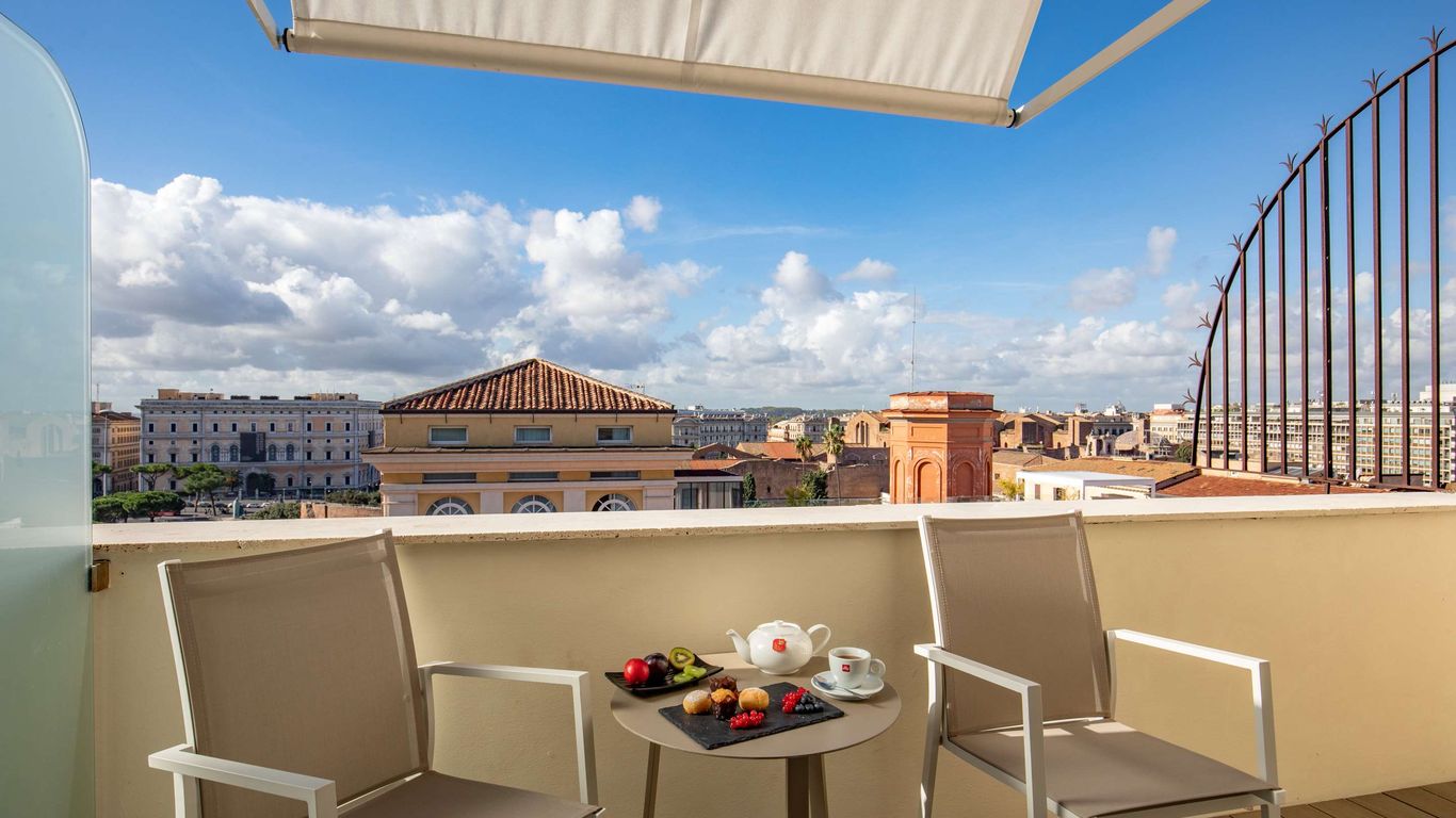 The Independent Hotel