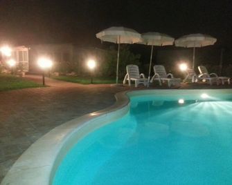 B&B La Vigna - Carovigno - Piscina
