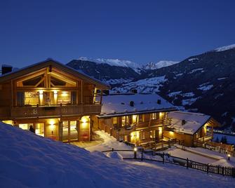 HochLeger - Chalet Refugium am Berg - Aschau im Zillertal - Building