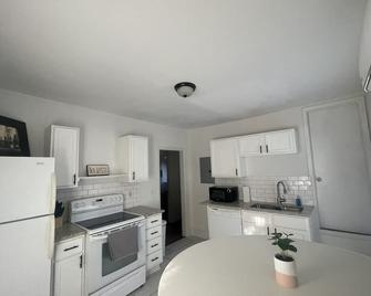 Central Ict.Z - Wichita - Kitchen