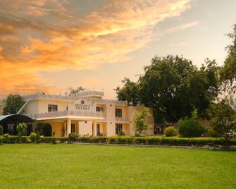 Priyanka Resort,Khajuraho - Khajuraho - Gebäude