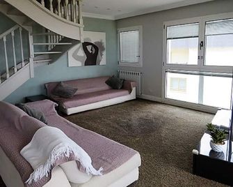 San Luis-1ªlínea playa, vista increible, garaje by Egona - Zarautz - Pokój dzienny