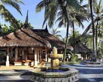 Novotel Lombok Resort & Villas - Kuta - בניין