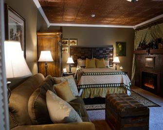 Fiddler's Inn Bed & Breakfast - Carlsbad - Bedroom
