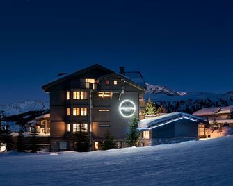 Hotel Annapurna - Courchevel - Building