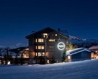 Hotel Annapurna - Courchevel - Building