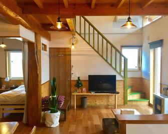 Country Cottage Wakiaiai - Furano - Living room