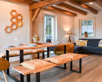 Bienenstock, 77qm, große Terrasse, 2 Schlafzimmer, max. 6 Personen - Lauterbach (Schwarzwald) - Restaurant