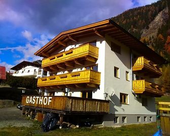 Gasthof Leiter´s Hoamatl - Umhausen - Building