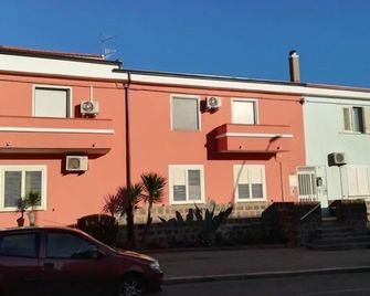 B&b Paolo e Daniela - Carbonia - Gebouw