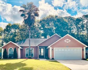 Ocean Springs Getaway Vacation Home - Ocean Springs - Rakennus