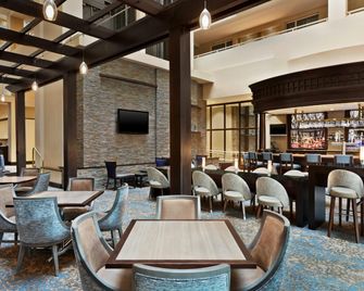 Embassy Suites by Hilton Boston Waltham - Waltham - Bar