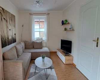 Ferienwohnung Strandläufer Dagebüll - Dagebüll - Huiskamer
