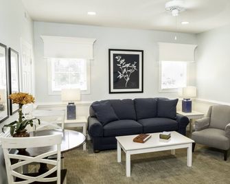 4 bedroom Estate close to Busch Gardens - Williamsburg - Wohnzimmer