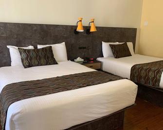 Oasis Inn and Suites - סנטה ברברה - חדר שינה