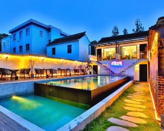 Wuzhen Afternoon Garden Design Hotel - Jiaxing - Pool