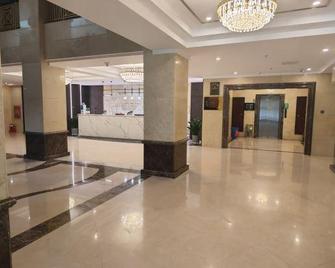 Tarim Petroleum Hotel - Kasgar - Lobby